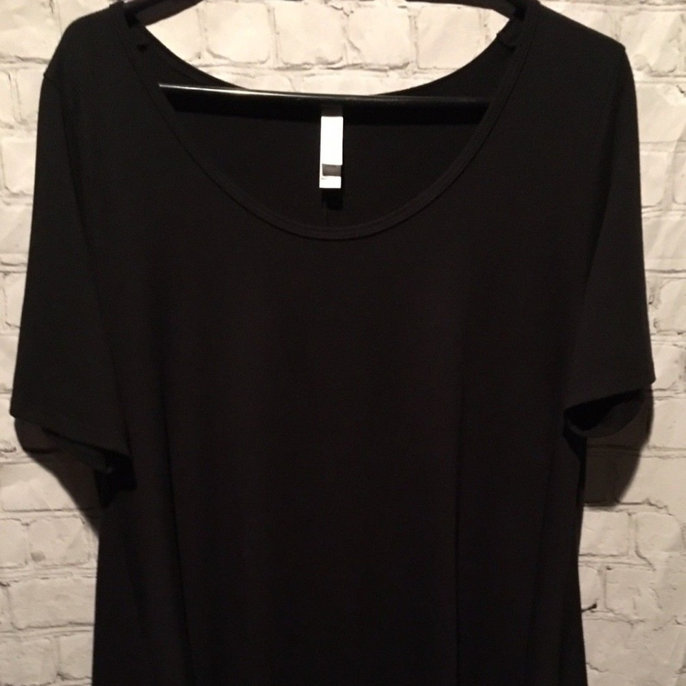 LuLaRoe Perfect T Solid Black Size Medium